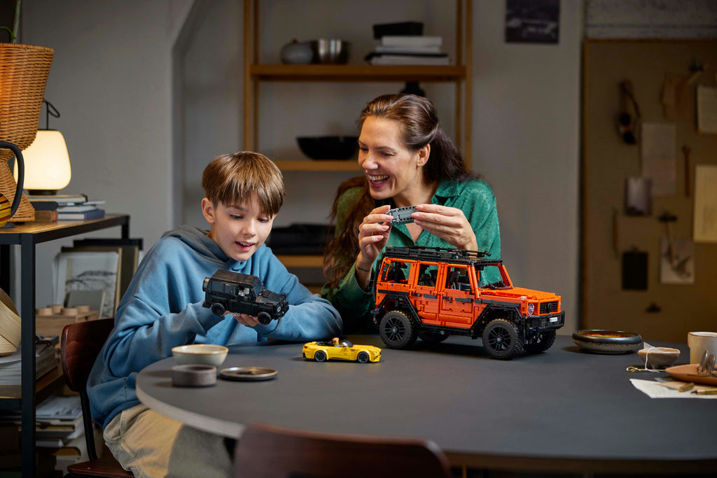 LEGO - Mercedes-Benz G 500 Professional Line 42177