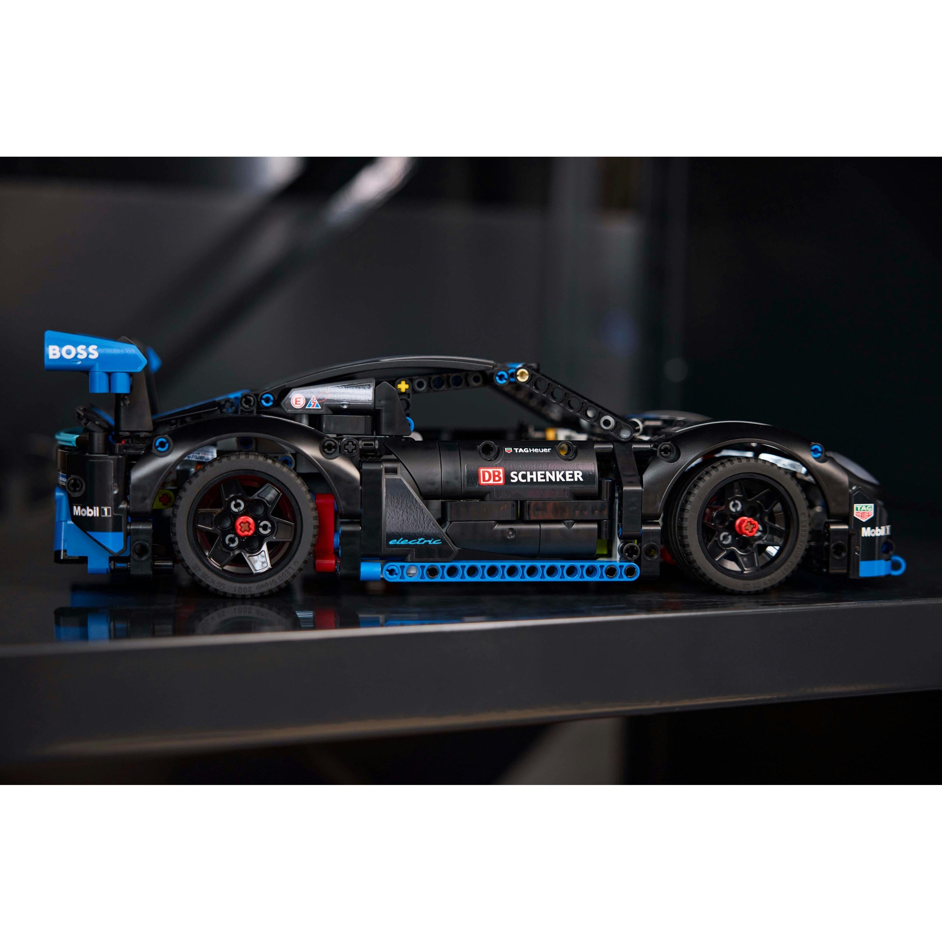 LEGO - Auto da corsa Porsche GT4 e-Performance 42176