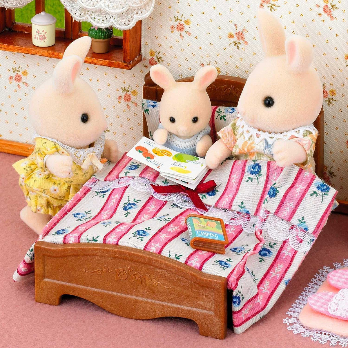 Epoch - Sylvanian Famiglia Coniglio Latte