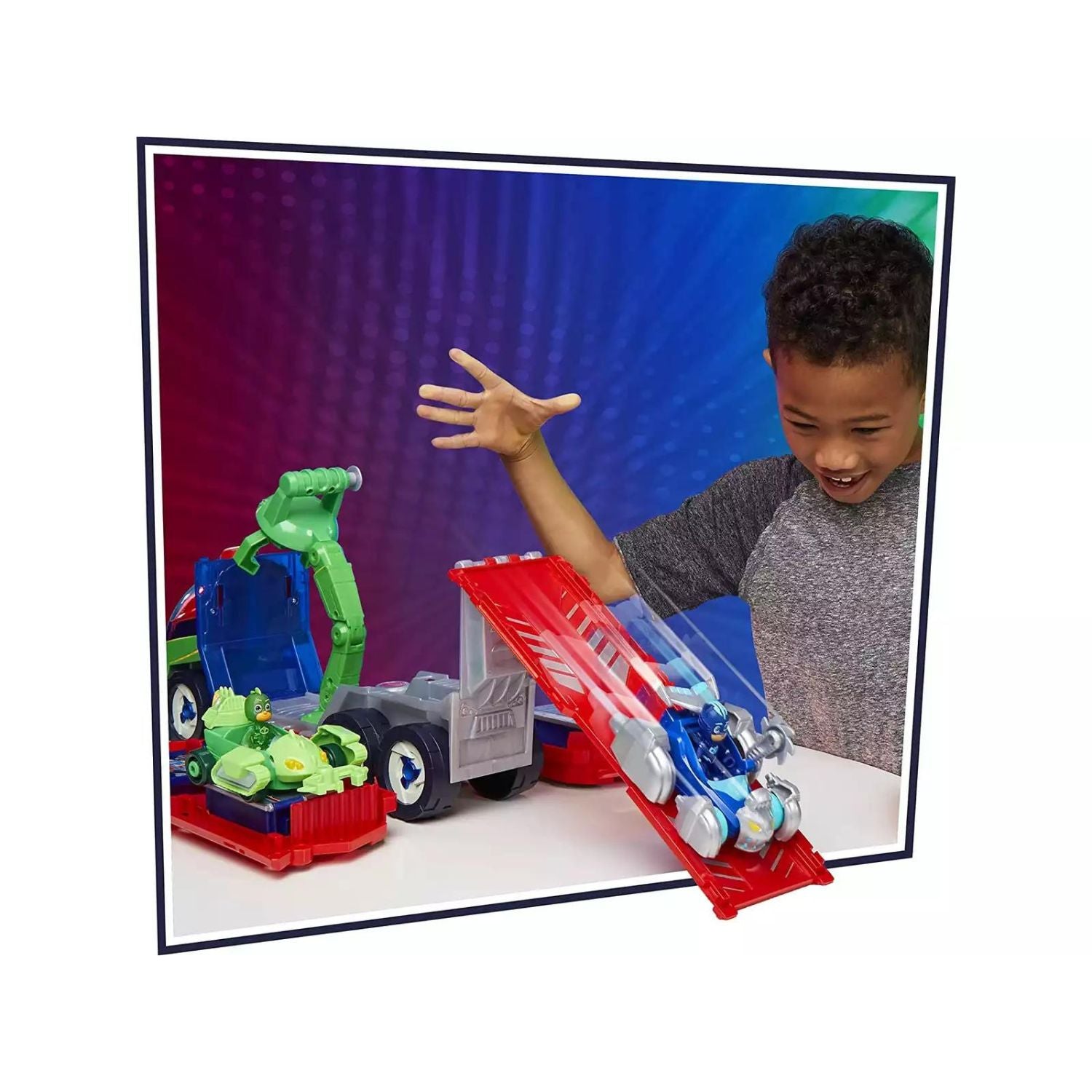 Hasbro - PJ Masks Camion Inseguitore con figure e veicoli F2121