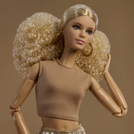 Mattel - Barbie Basics New Bionda JJX26