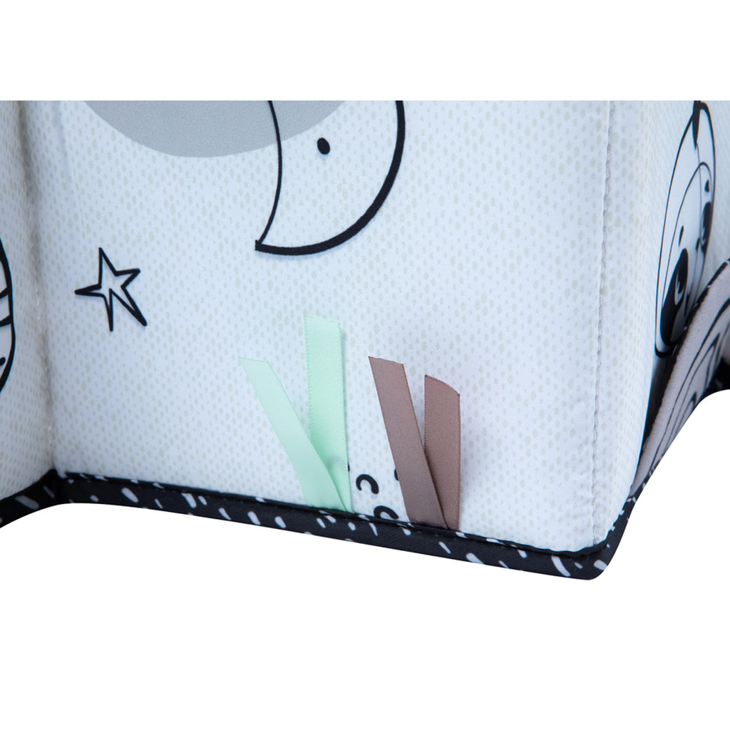 Tiny Love - Double Sided Book: Decoro Black & White
